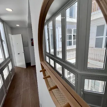 Appartement Gatu Premium Flamenca , Preferente Mayores De 25 Anos Y Familias Cádiz